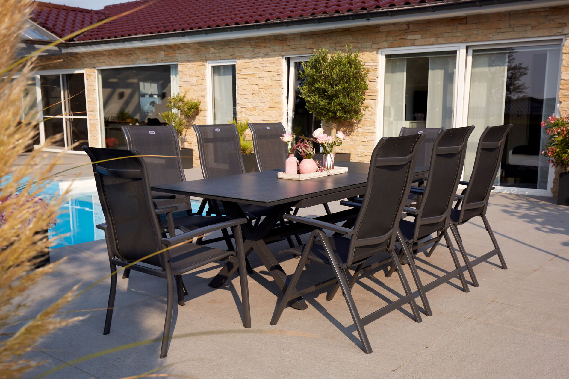 HARTMAN Xanadu / Alice Ogrodowy zestaw stołowy, xerix, aluminium/tekstylena/szkło ceramiczne, 2 fotele sztaplowane, 6 krzeseł składanych, 160/220x100cm 23263__1