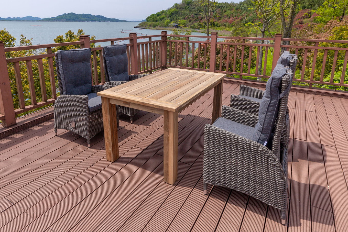 OUTFLEXX Ogrodowa grupa jadalna, Polyrattan/recyklingowany teak, stół 160 x 90 cm, 4 fotele do jadalni z wysokim oparciem, z poduszkami, produkt certyfikowany FSC® 19370__1