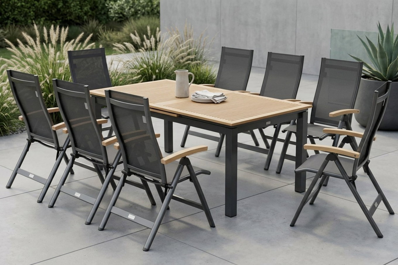 OUTFLEXX Zestaw jadalny ogrodowy, OUTFLEXX® antracytowy matowy, aluminium / teak / textil, stół 180/240x100cm, 8 krzeseł składanych